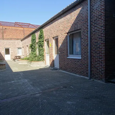 Gardens - Budget Twin Guest house *